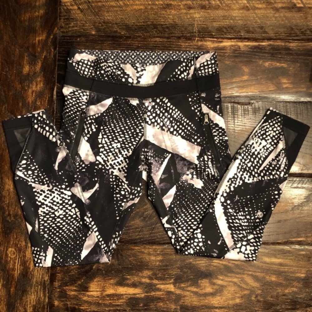 Lululemon Leggings. Size 6